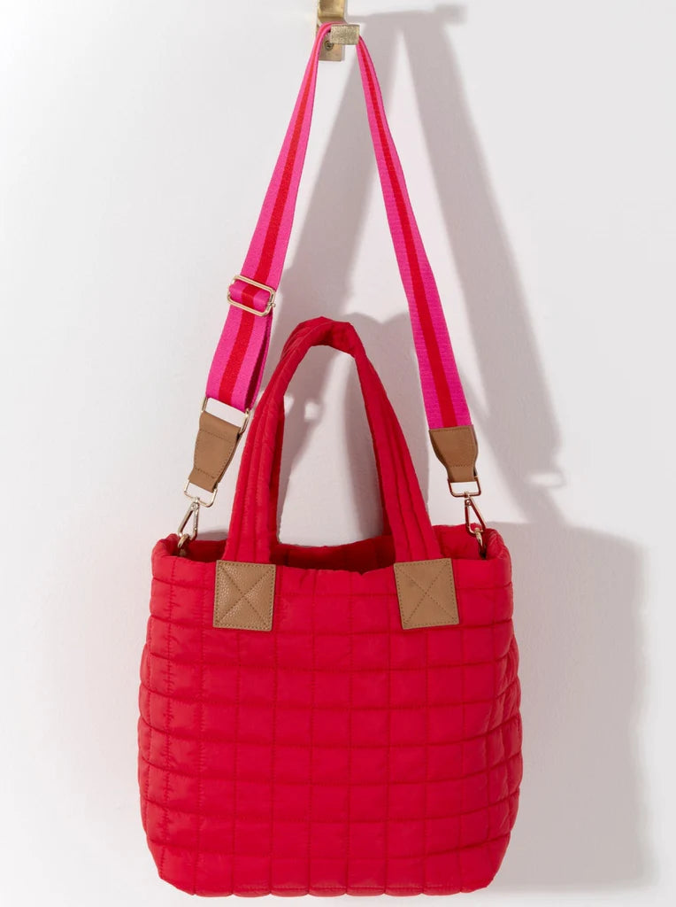 Ezra Tote, Red