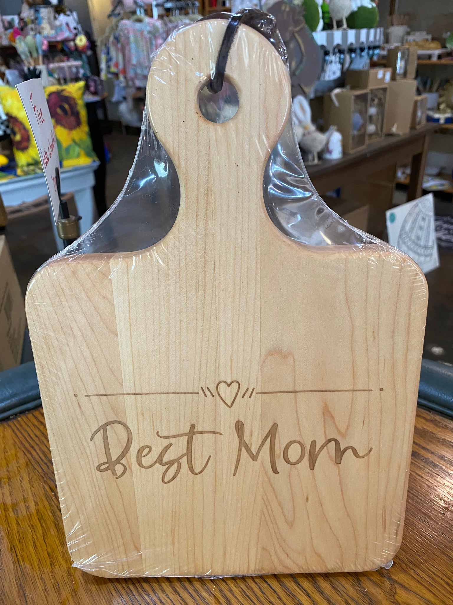 Best Mom Cutting Board